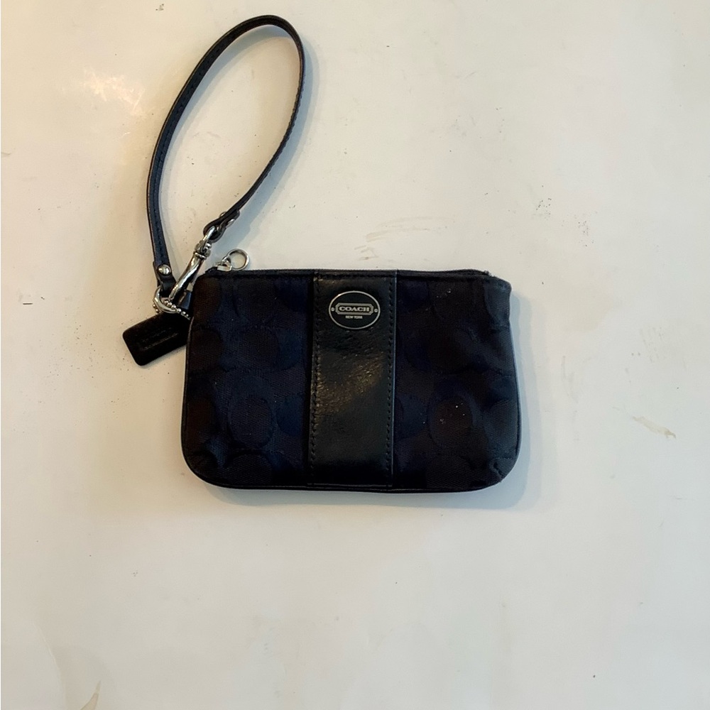 2 Coach Wristlets One Leather One Cloth - Picture 8 of 9